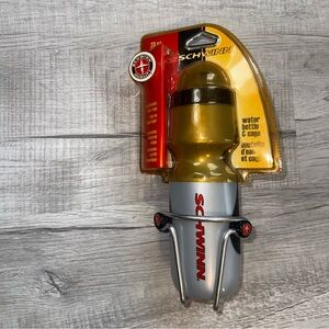 Vintage NOS Schwinn 23 Ounce Water Bottle with Cage and Mounting Hardware